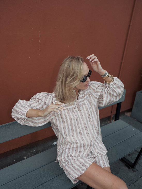 Maria blouse - White/Red Floral stripe